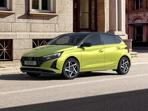 Hyundai i20 Front Side View