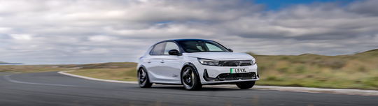 NEW CORSA GSE – ATTAINABLE ELECTRIC HOT HATCH AVAILABLE FOR £32,995