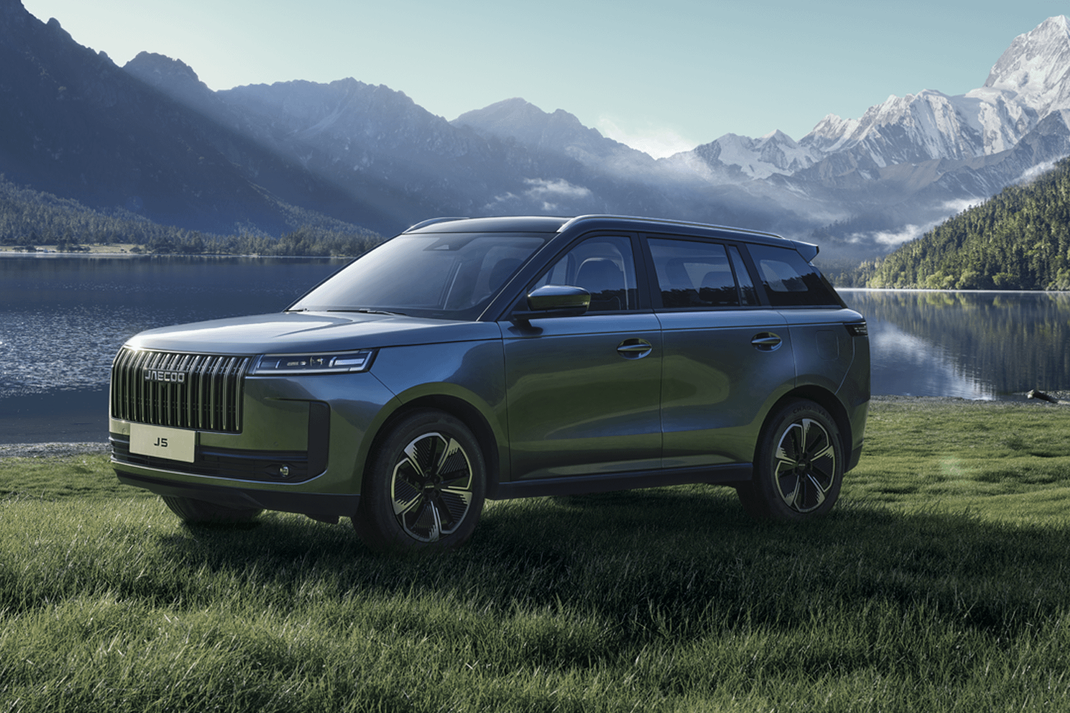 Jaecoo J5 2026 Review & Buyer's Guide - Is this the UK’s Best Affordable Premium SUV?
