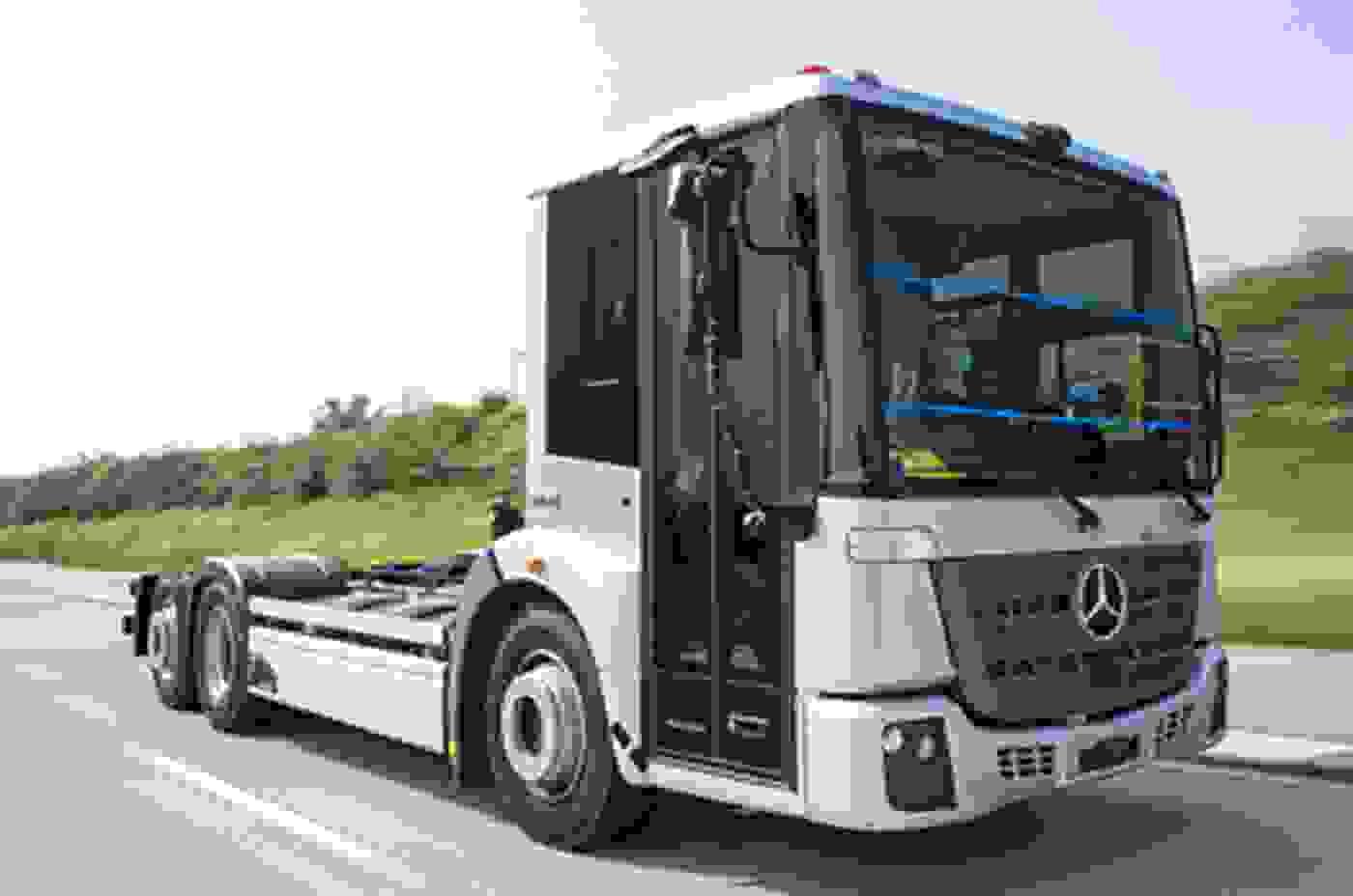 Mercedes-Benz Trucks lands a sensational awards double and now sets its sustainability sights on an exciting 2022 