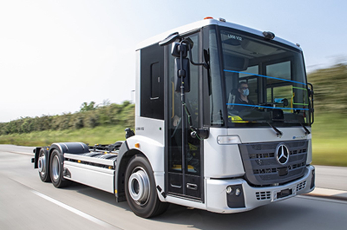 Mercedes-Benz Trucks lands a sensational awards double and now sets its sustainability sights on an exciting 2022 