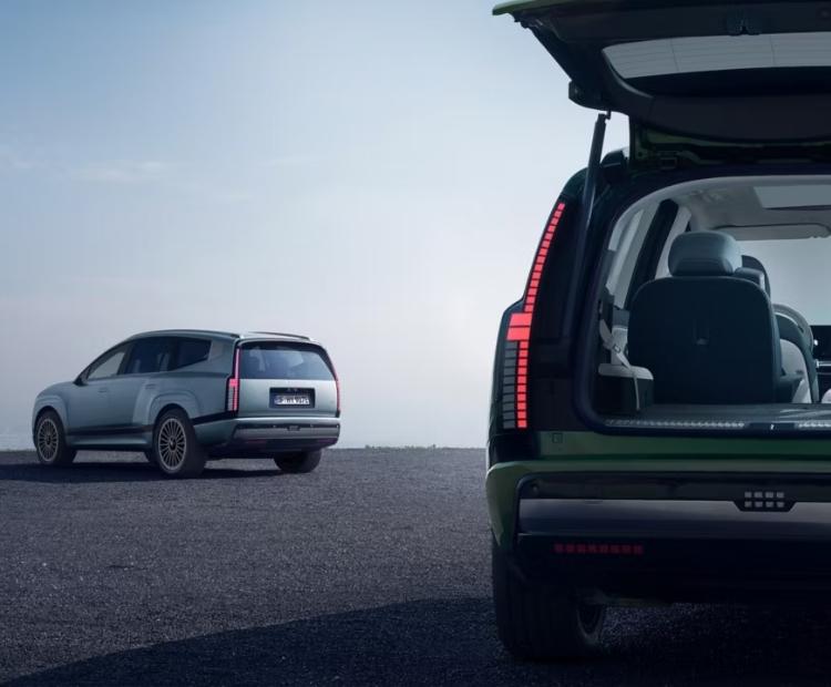 The Hyundai IONIQ 9 gallery image 5