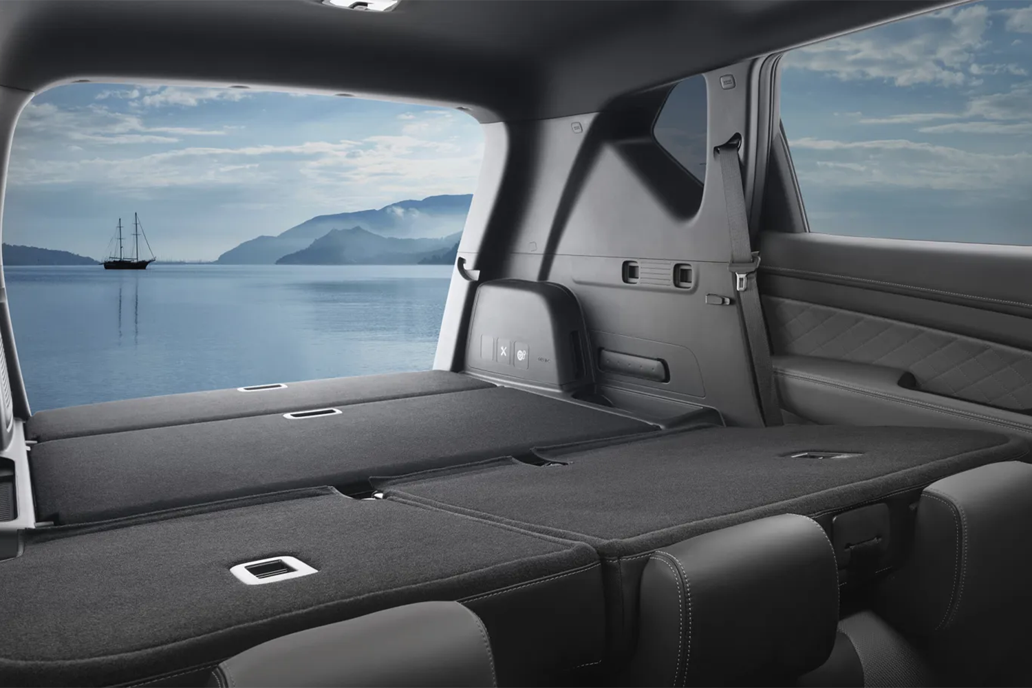 Rexton boot space