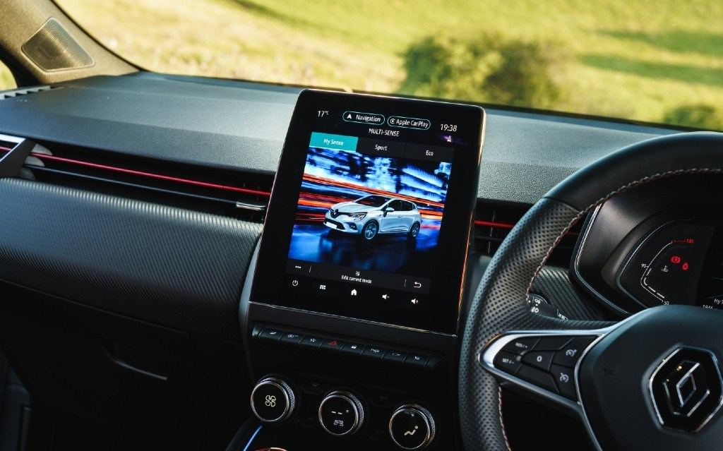Close up of interactive screen in Renault