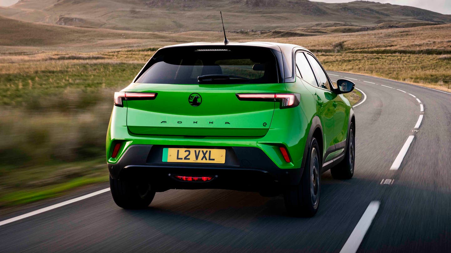 rear of vauxhall mokka