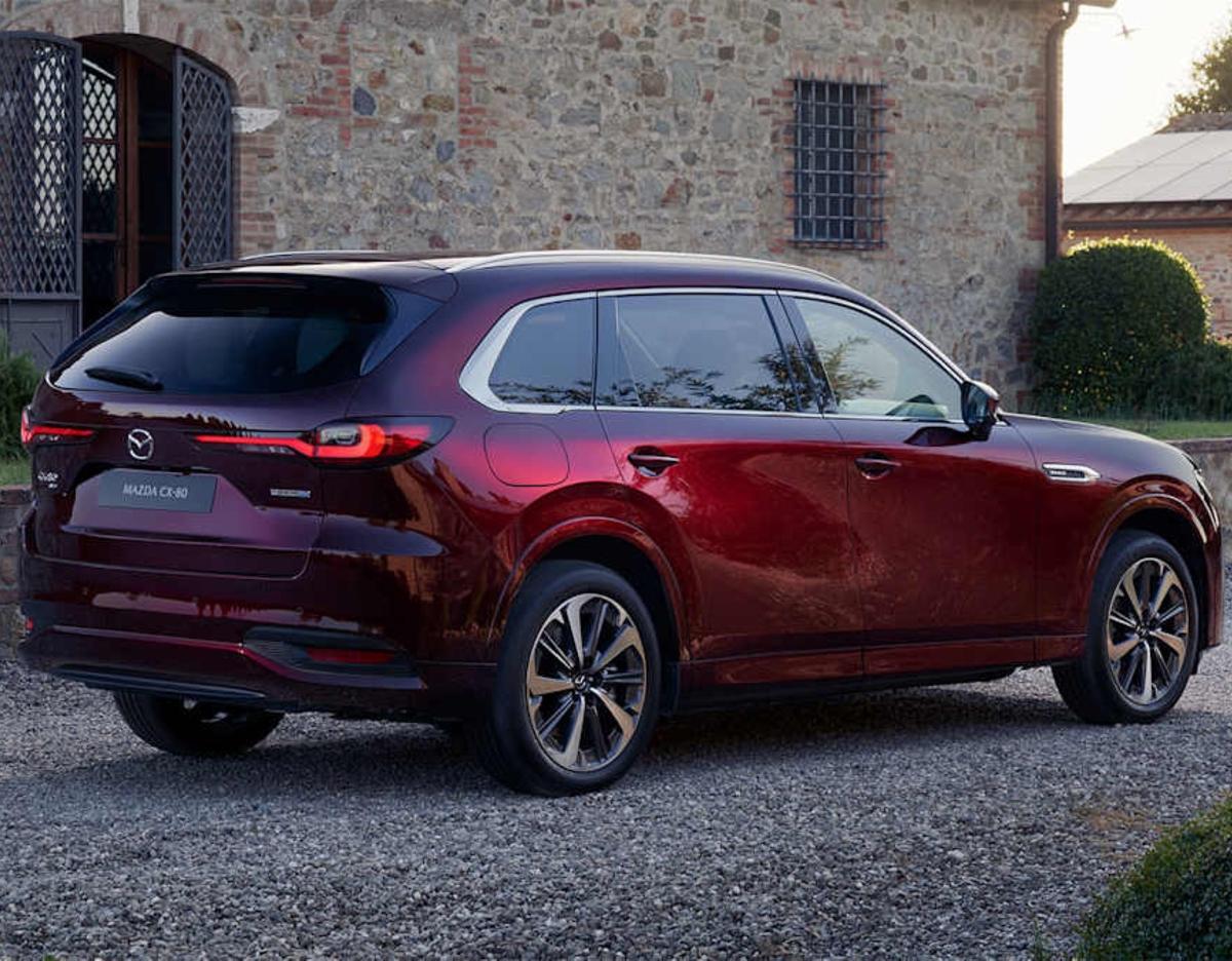 Mazda CX-80 gallery image 2