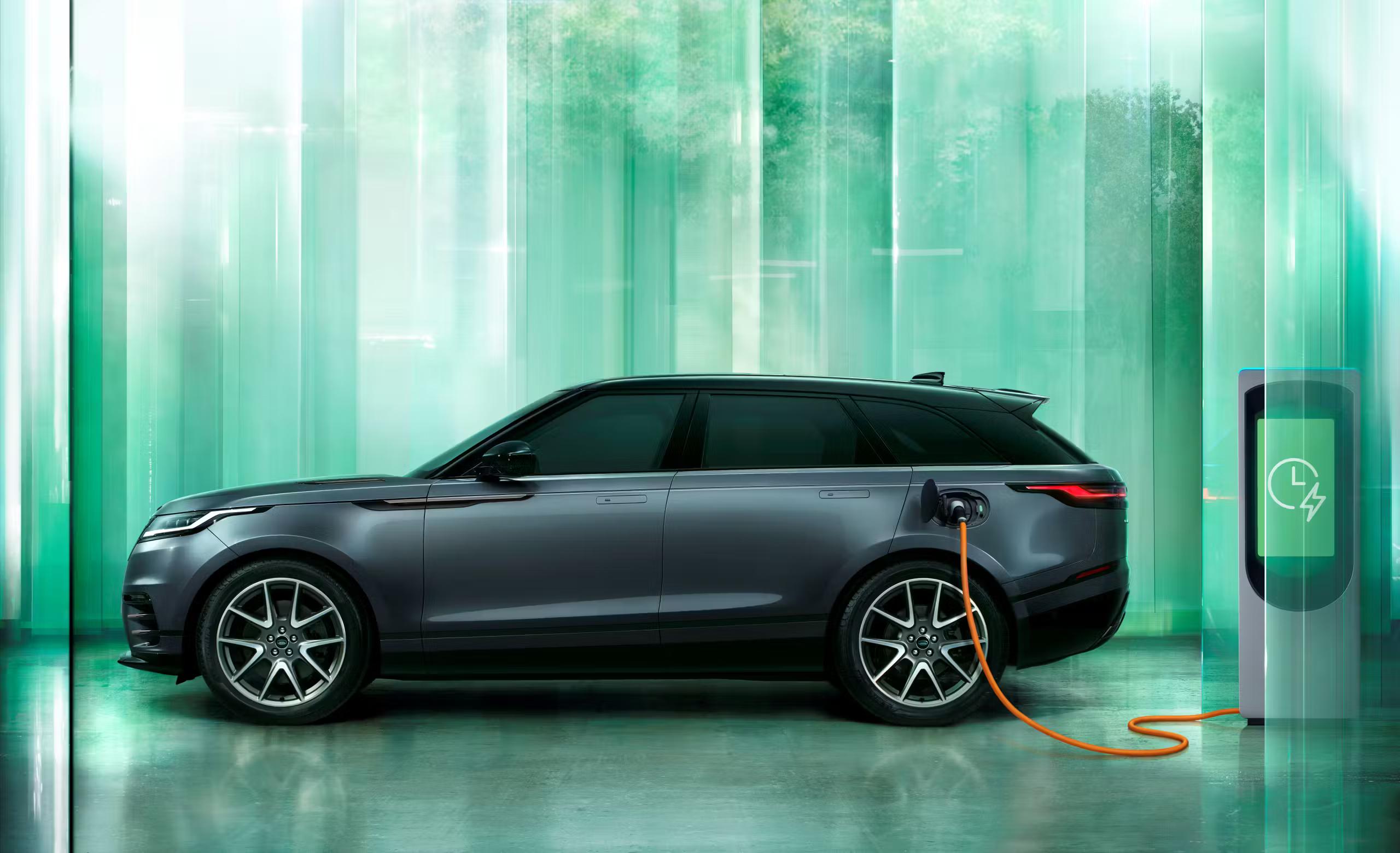 Range Rover Velar On Charge