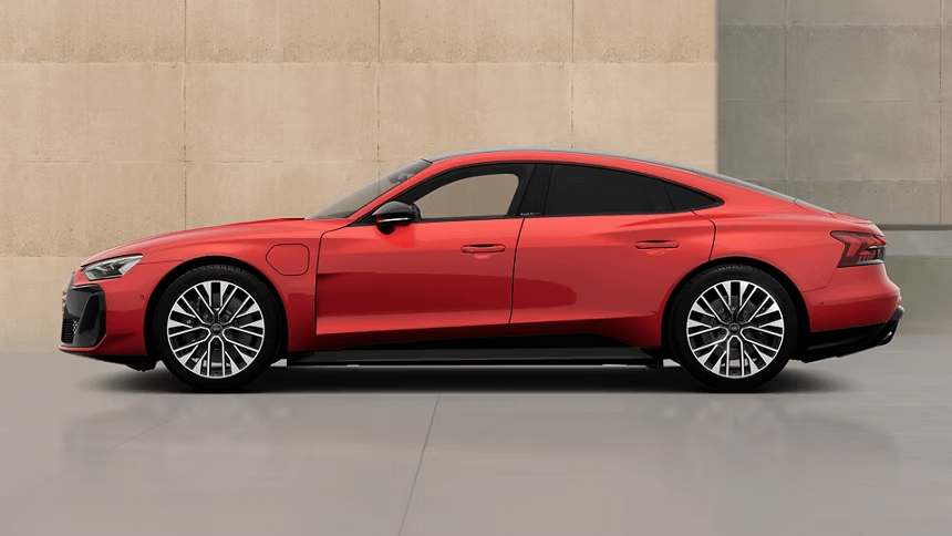 New Audi S e-tron GT Side View