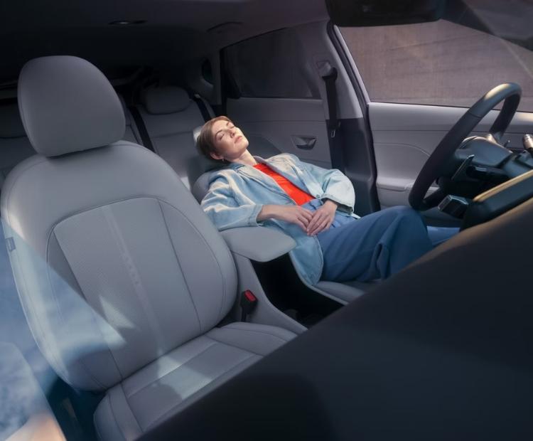 The Hyundai KONA Electric gallery image 7