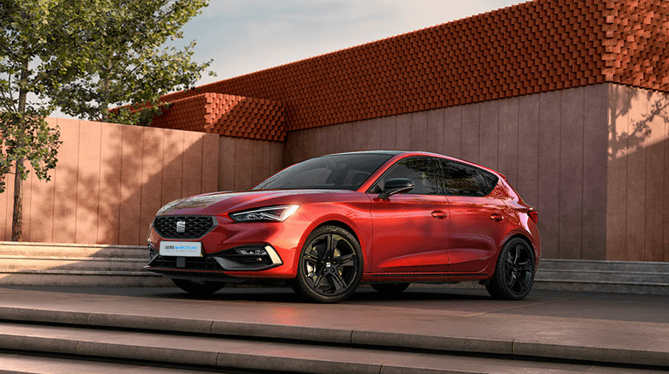 Red SEAT Leon
