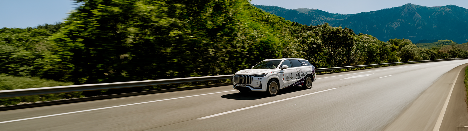 For the love of range and rugby – JAECOO 8 SHS-P drives from Paris to Bilbao on one tank and one charge