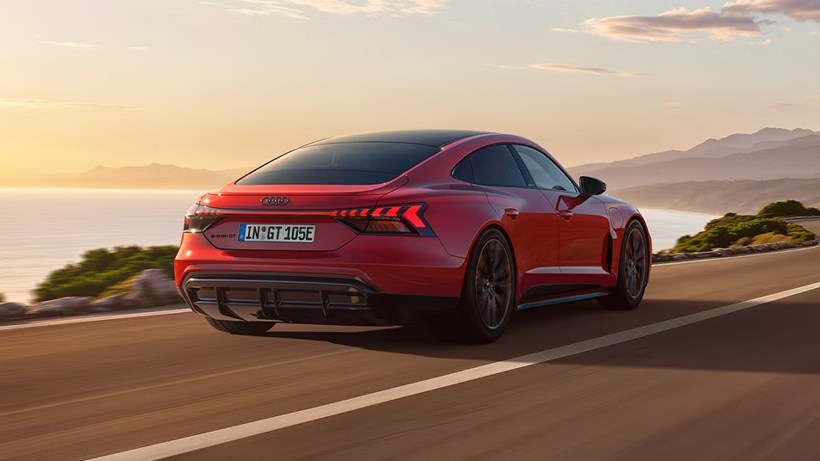 New Audi e-tron GT quattro