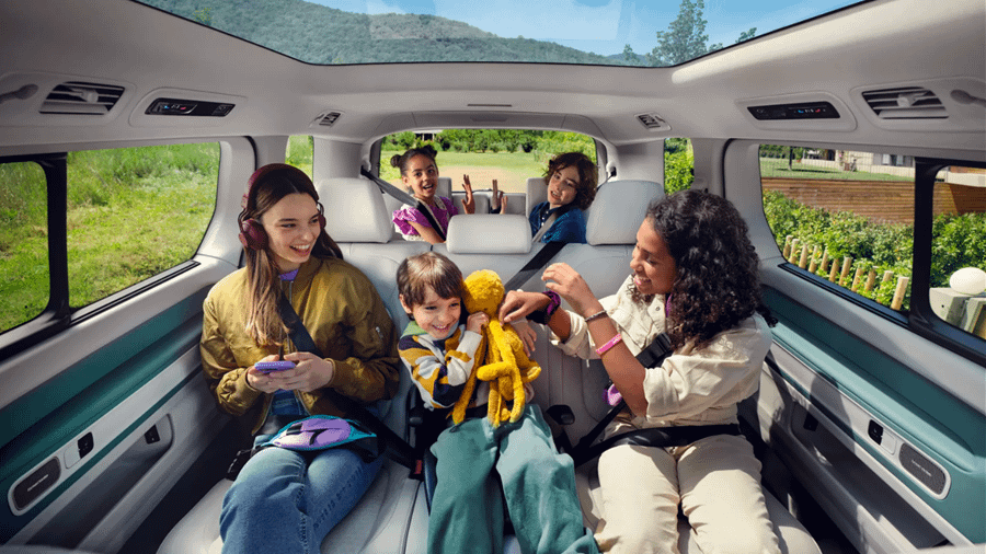 5 Children in Volkswagen ID. Buzz second and third row seats