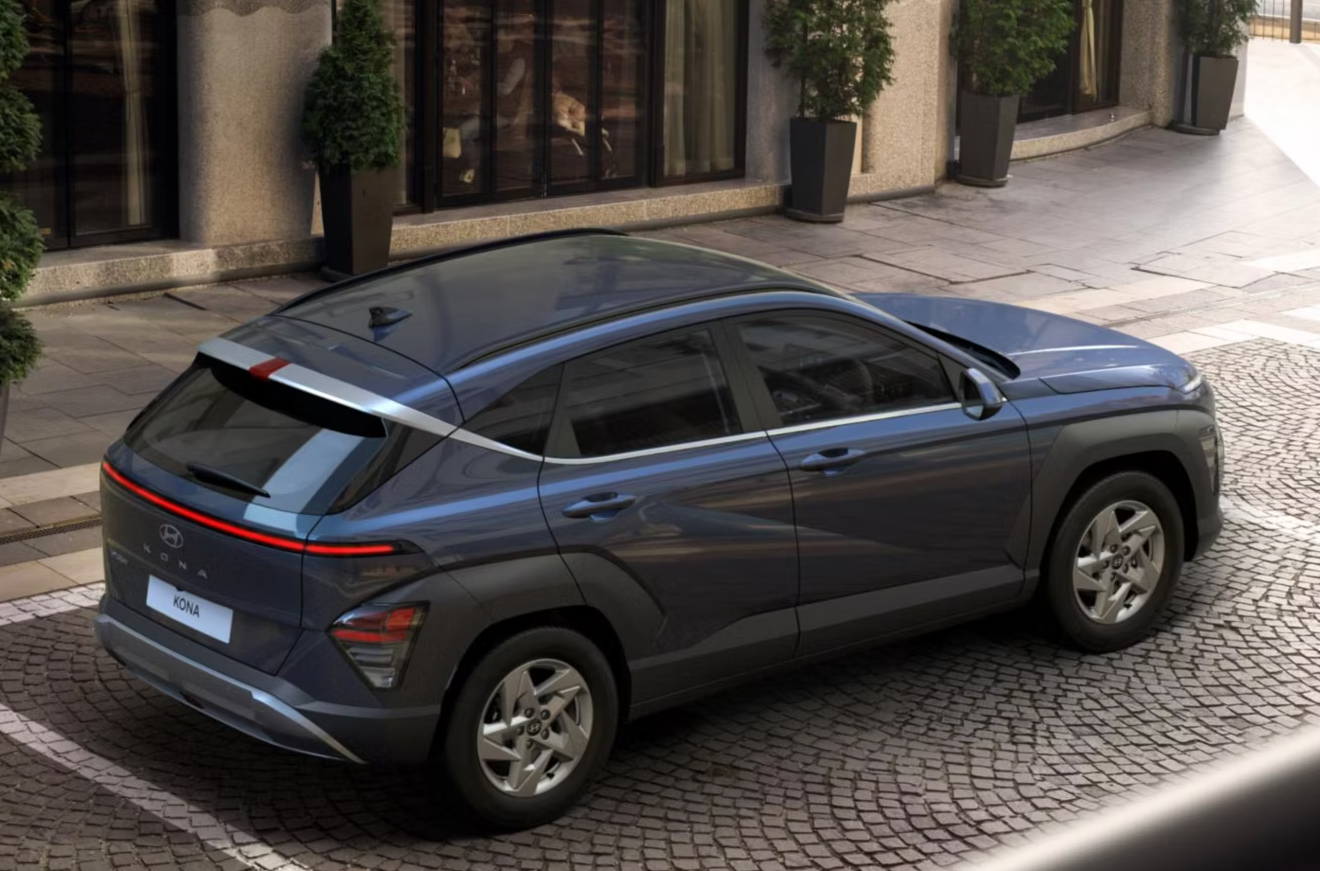 side and roof of Hyundai Kona