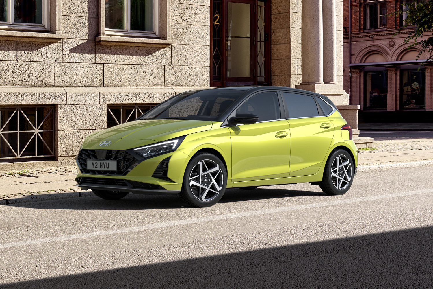 hyundai i20 in yellow