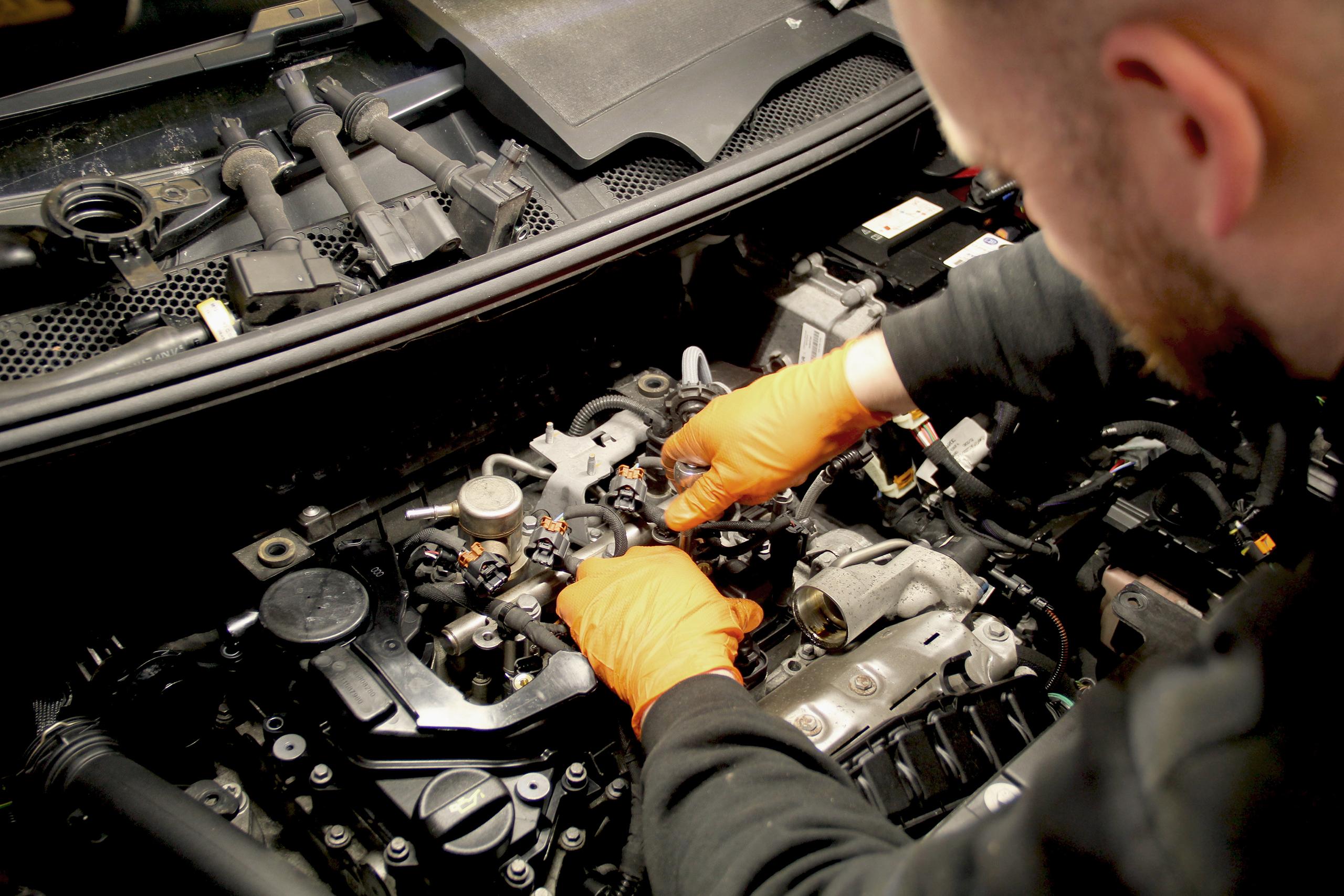 Service Plans Technician