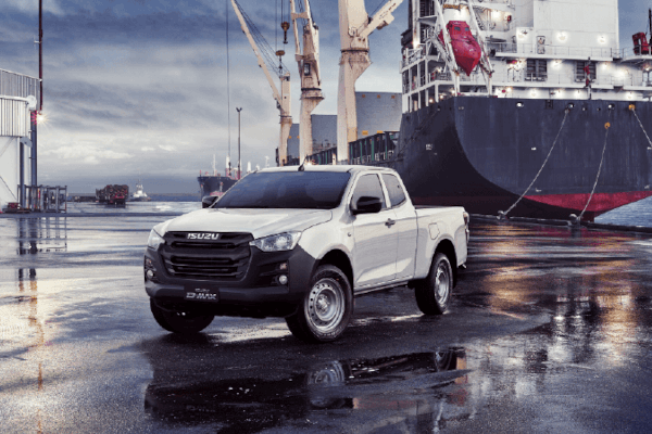 White Isuzu D-Max