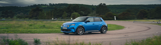 Renault Group wins ‘Zero Emission Manufacturer of the Year’ at the Fleet News Awards 2026