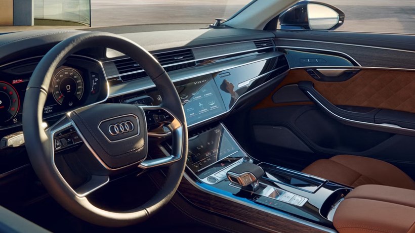 Audi A8 L TFSI e