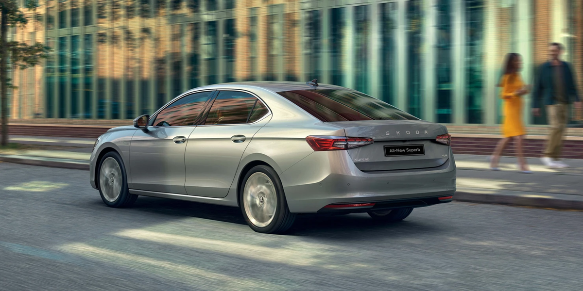 AllNew Superb Hatch Winchester Motor Group SKODA