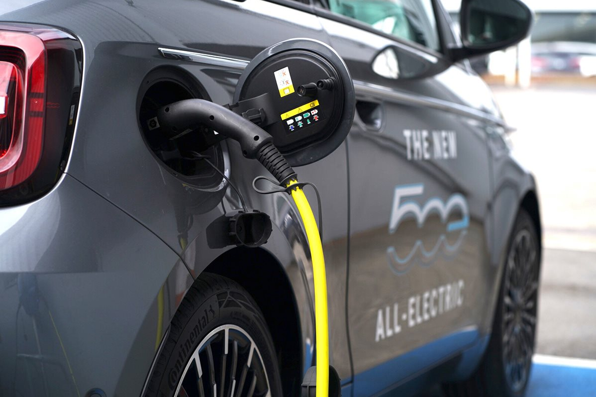 Close up of Fiat on charge