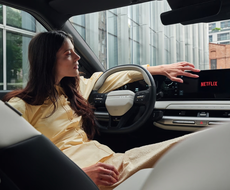 The Kia EV4 gallery image 7