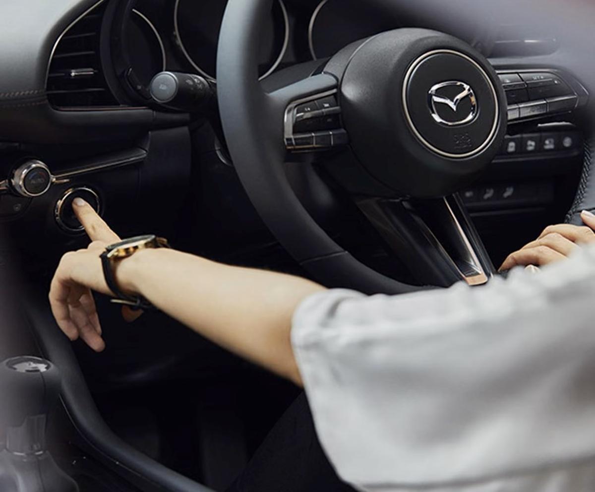 MAZDA3 HATCHBACK gallery image 3