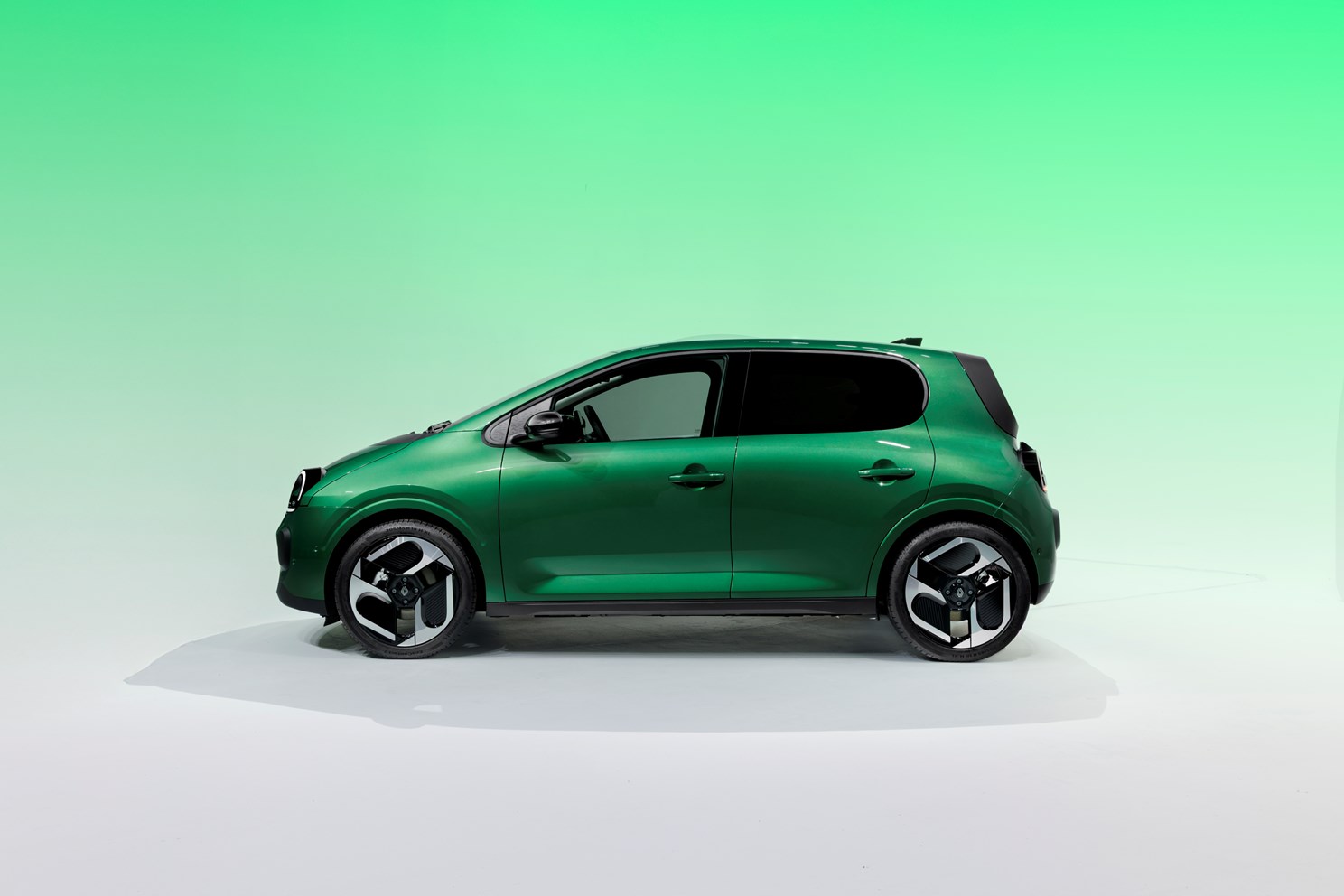 COMING SOON: NEW TWINGO 