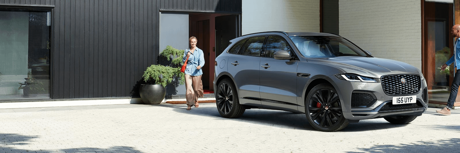 Jaguar F-Pace - Luxury, Price, Boot, Towing, Models Compared & More