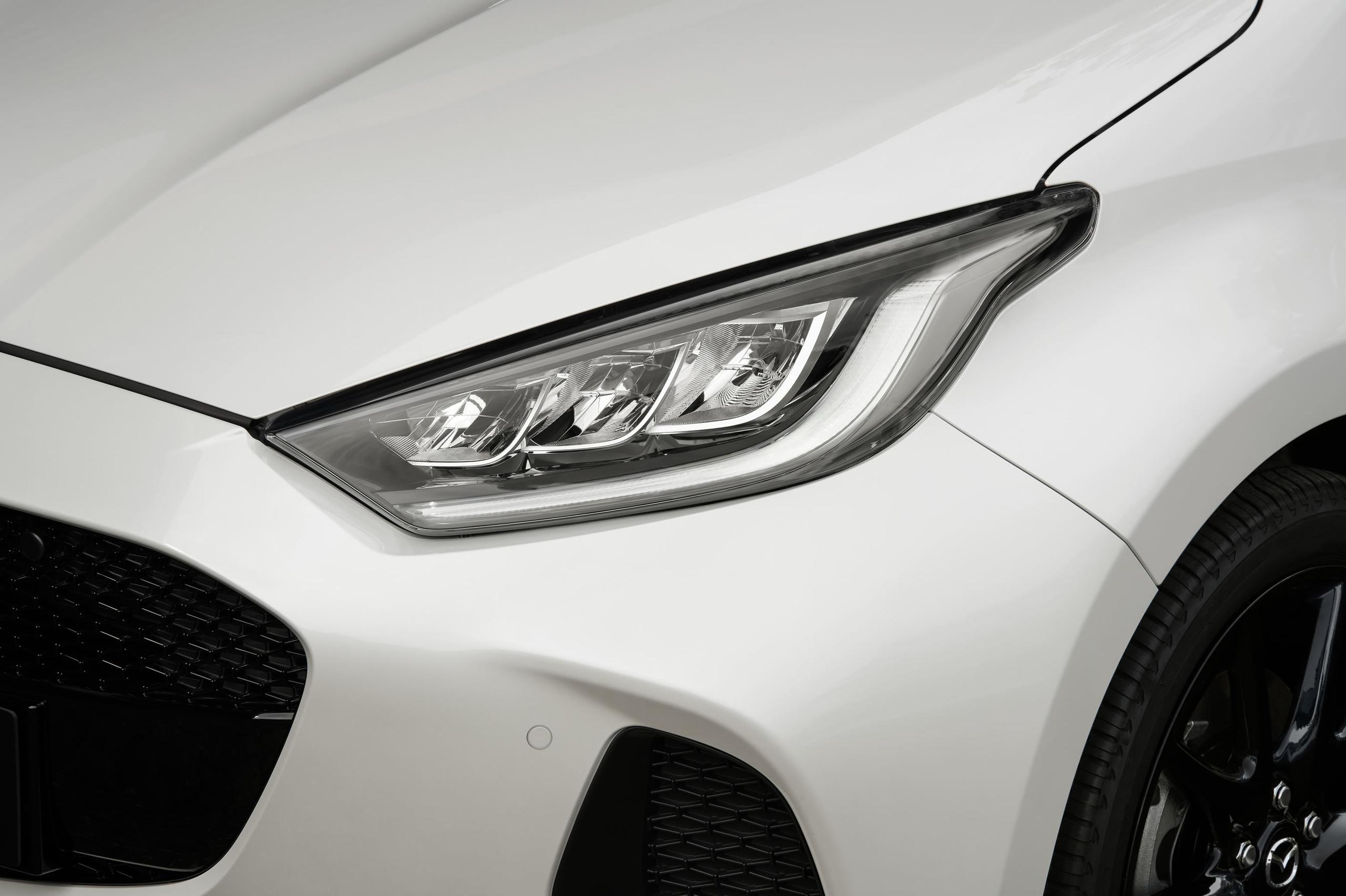 Mazda2 Hybrid