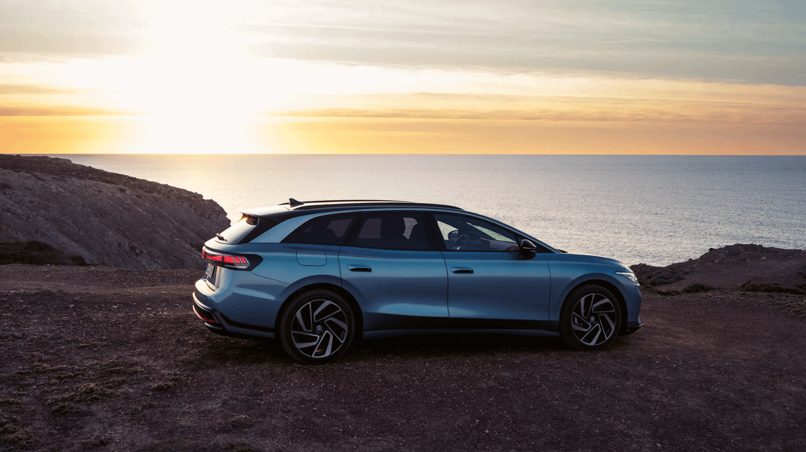Volkswagen ID.7 Tourer Side View