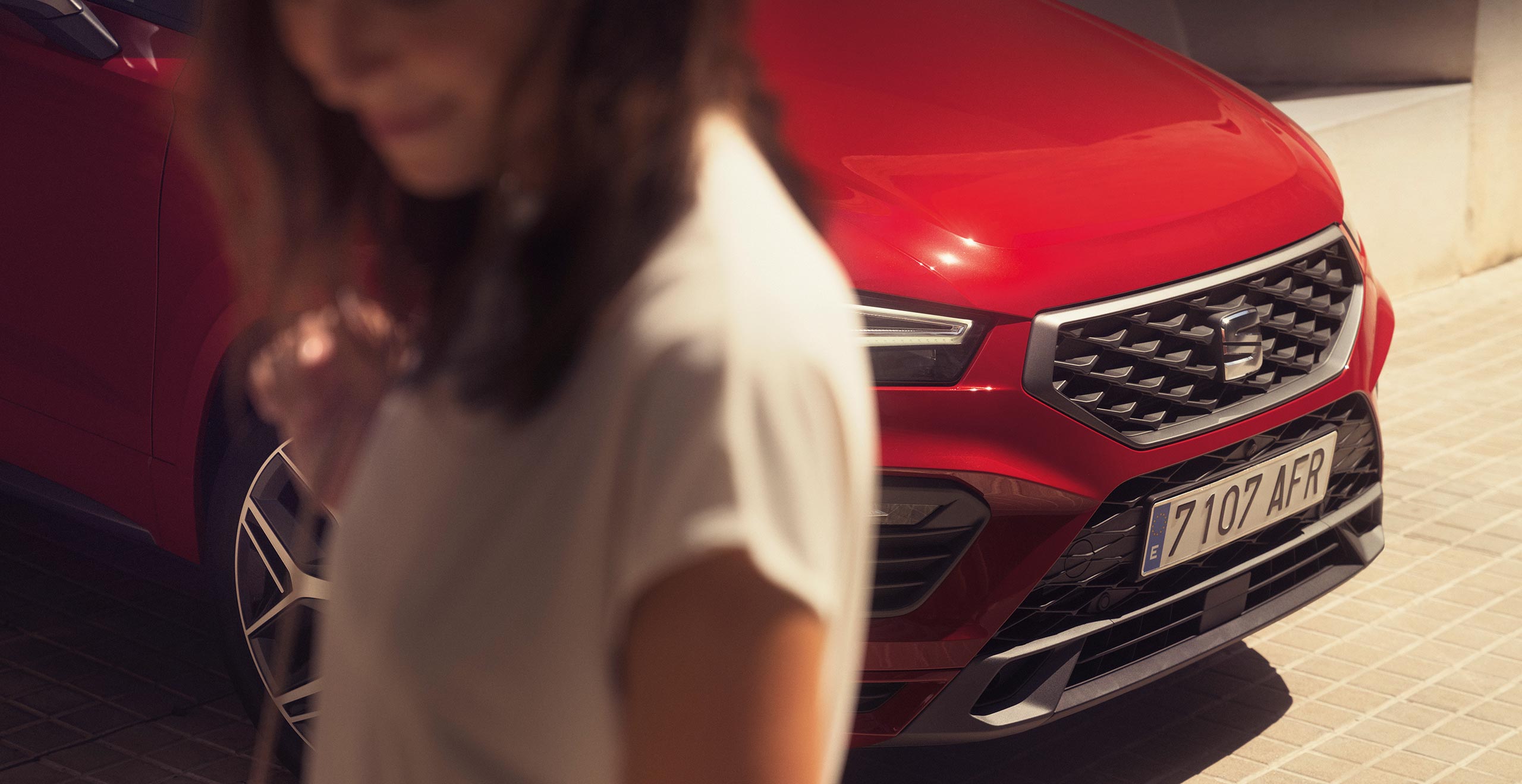 Red SEAT Vehicle Bonnet