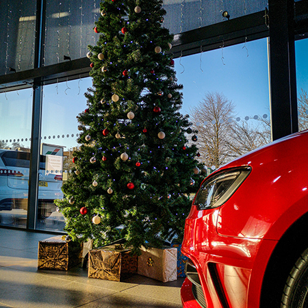 Just Audi VW brings the Christmas spirit