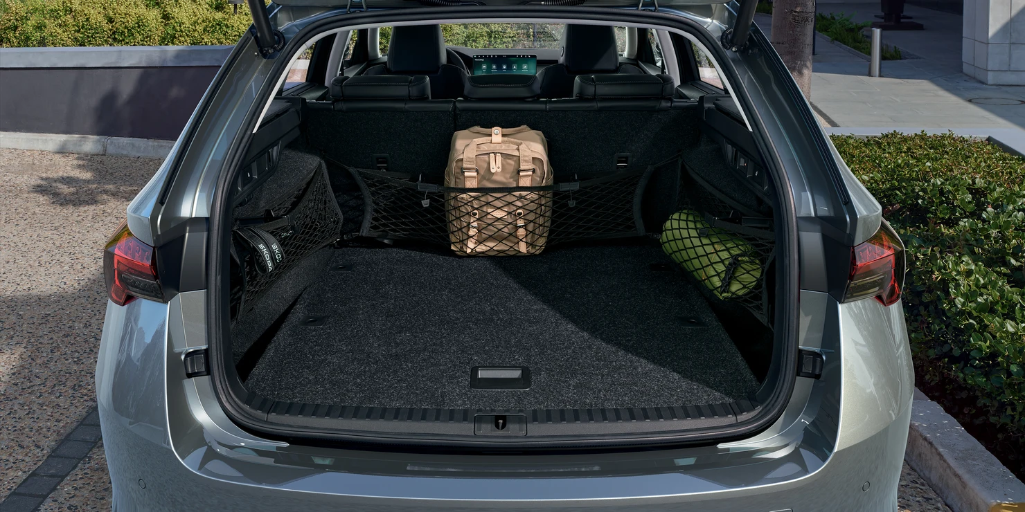 SKODA Octavia Estate Boot space