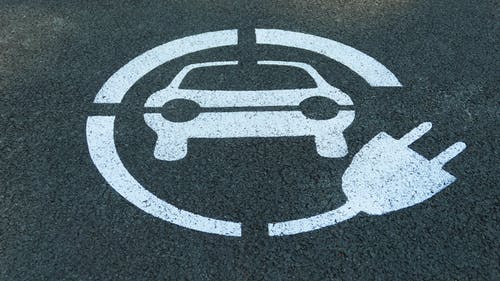Benefits of switching to an electric vehicle