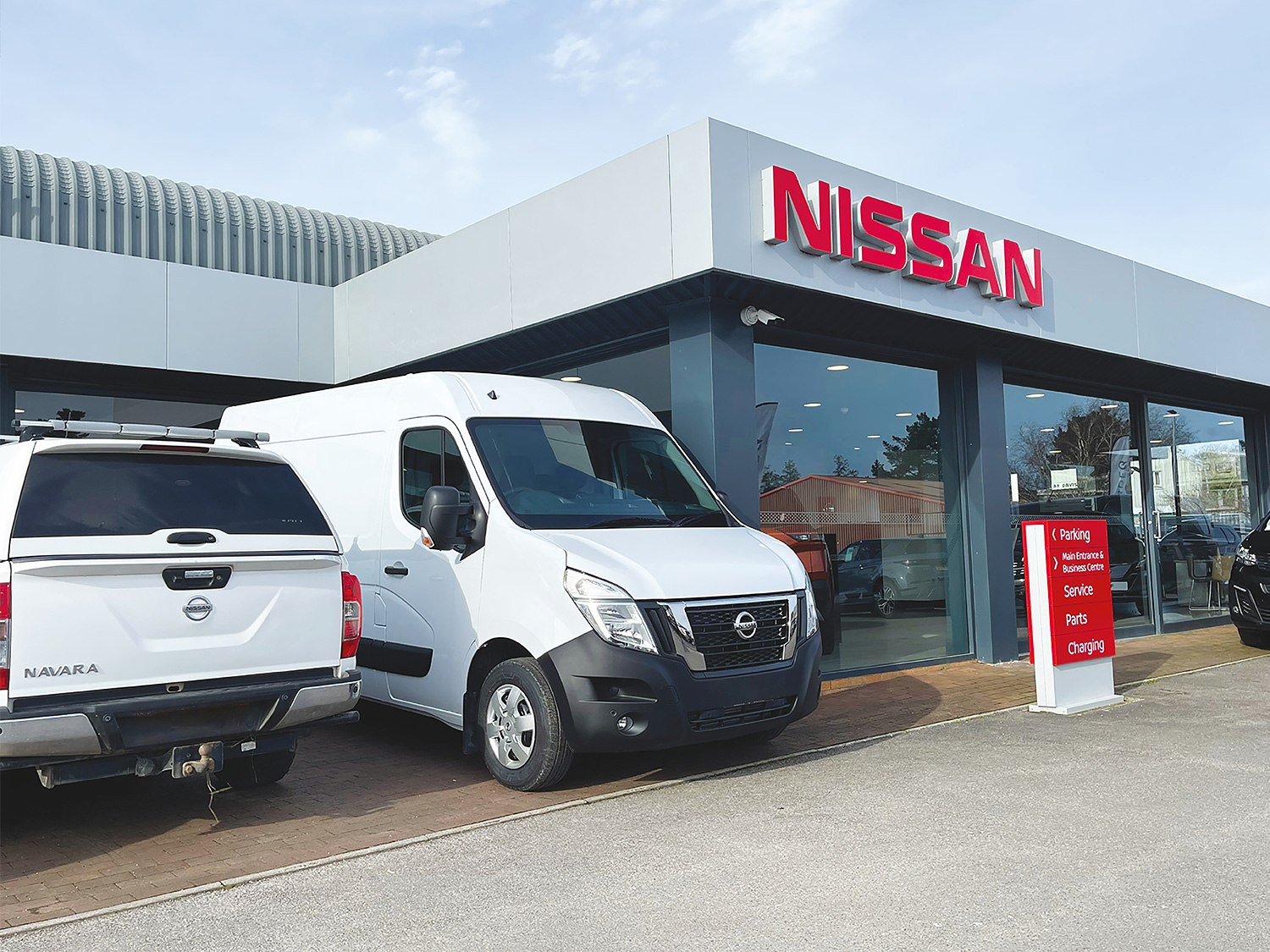 Van Centre Nissan