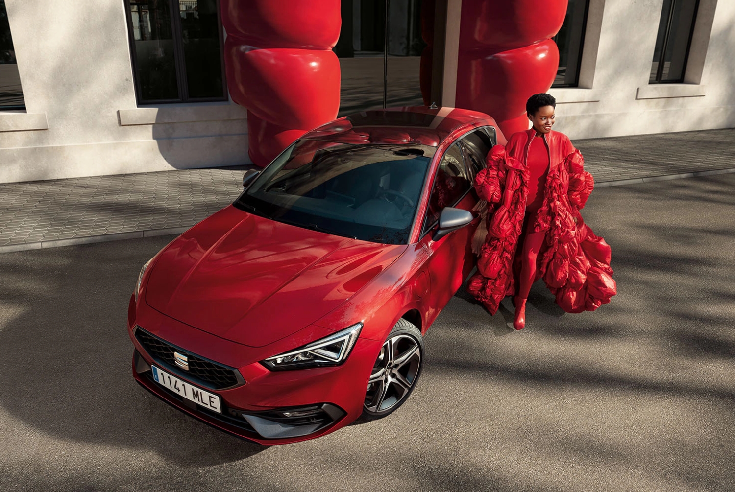 Seat LEON top front exterior view.