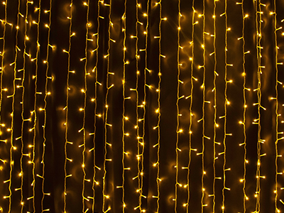 Festive Escapes from London: The Best Christmas Lights and Winter Getaways Within Easy Reach 