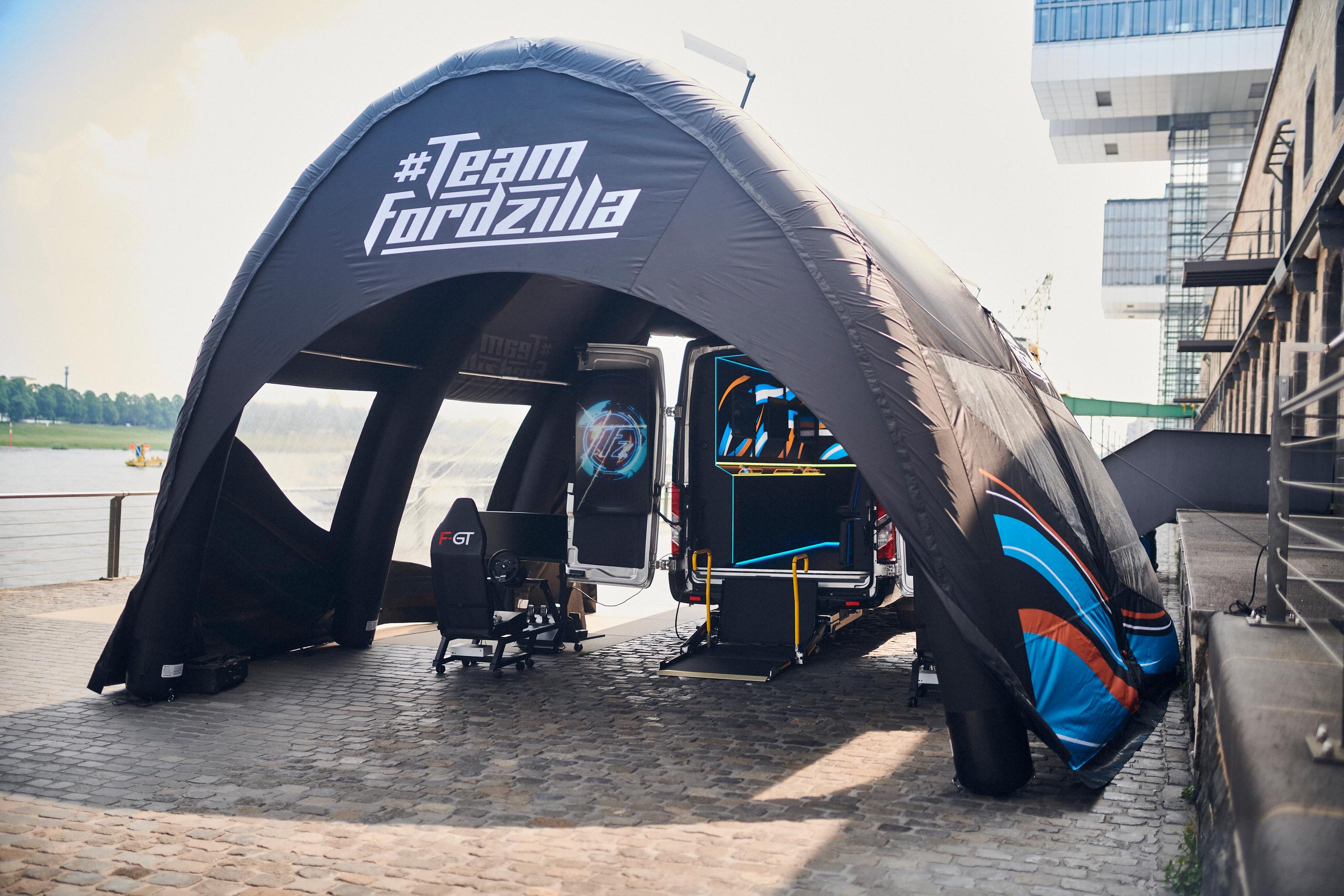 Team Fordzilla 'Gaming Transit' 