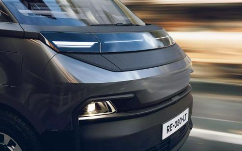 New Trafic E-Tech Electric Panel