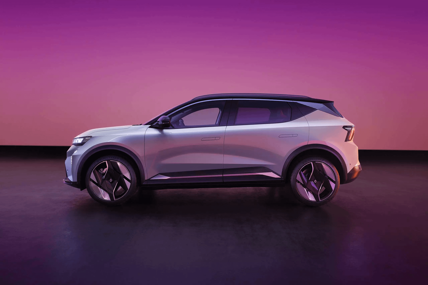 SCENIC E-TECH ELECTRIC
