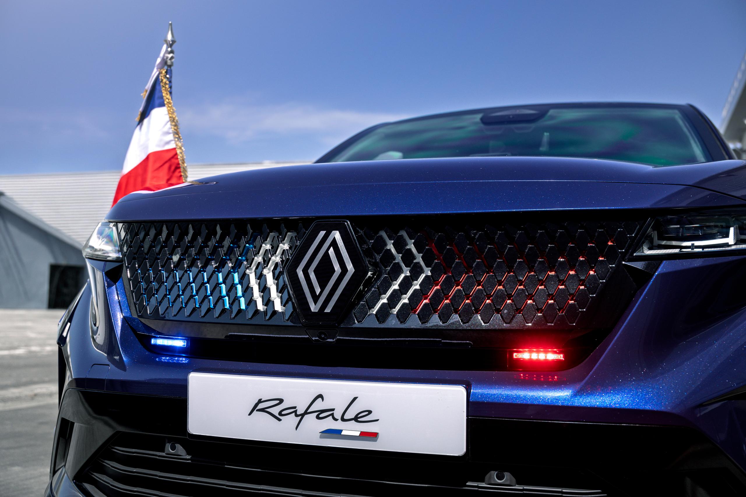 Presidential Renault Rafale: an exceptional vehicle crafted to the requirements of the French Presidency