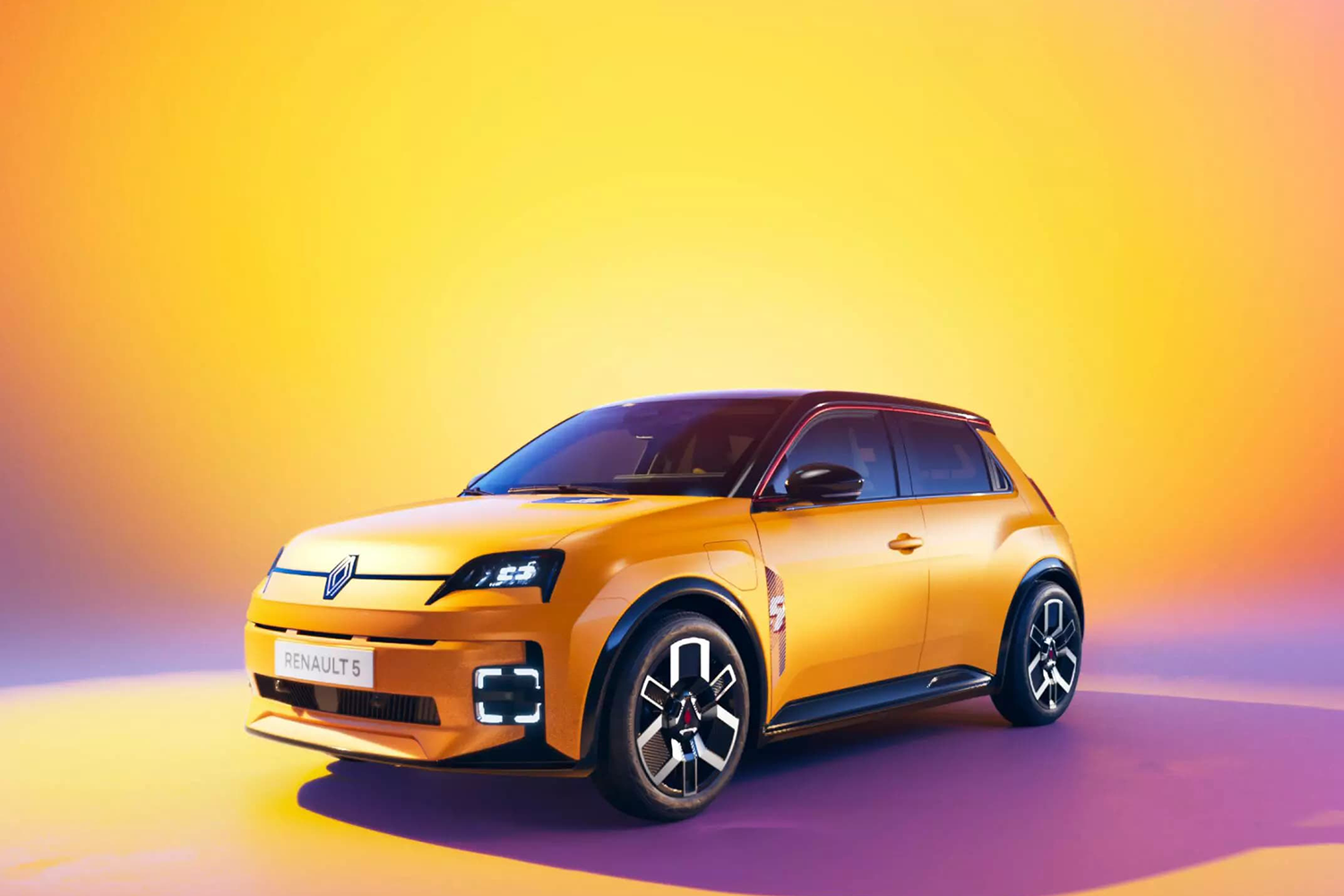 5 E Tech on yellow background