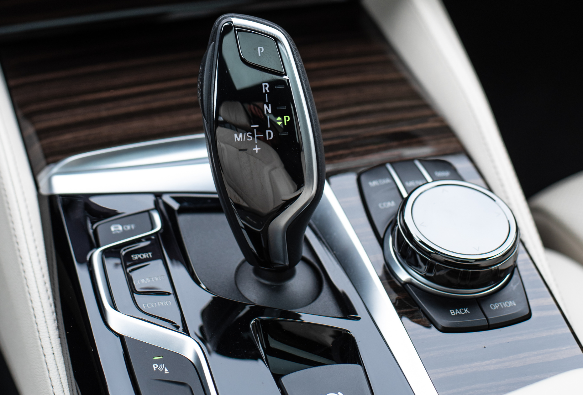 Automatic gearstick in UK car