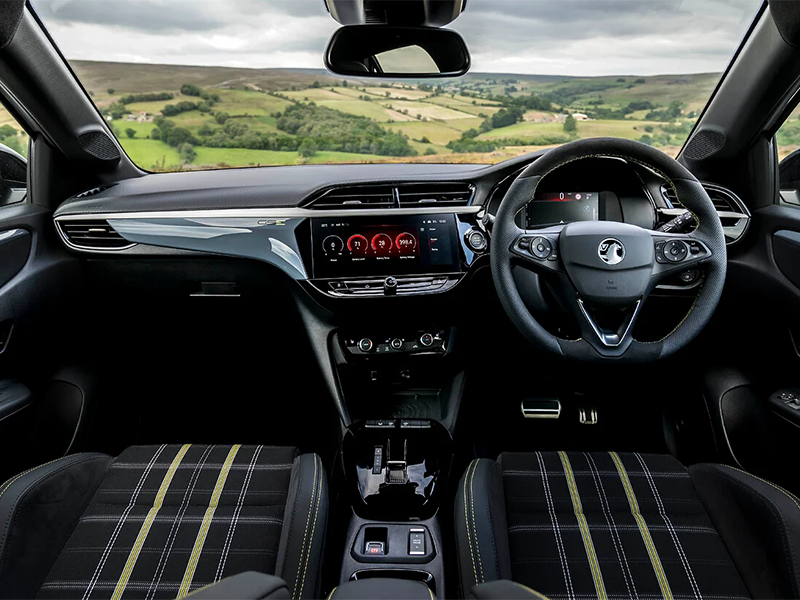 NEW CORSA GSE – ATTAINABLE ELECTRIC HOT HATCH AVAILABLE FOR £32,995