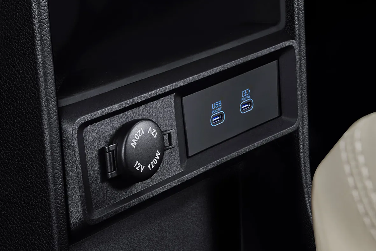 12v power socket and usb ports in new kgm actyon