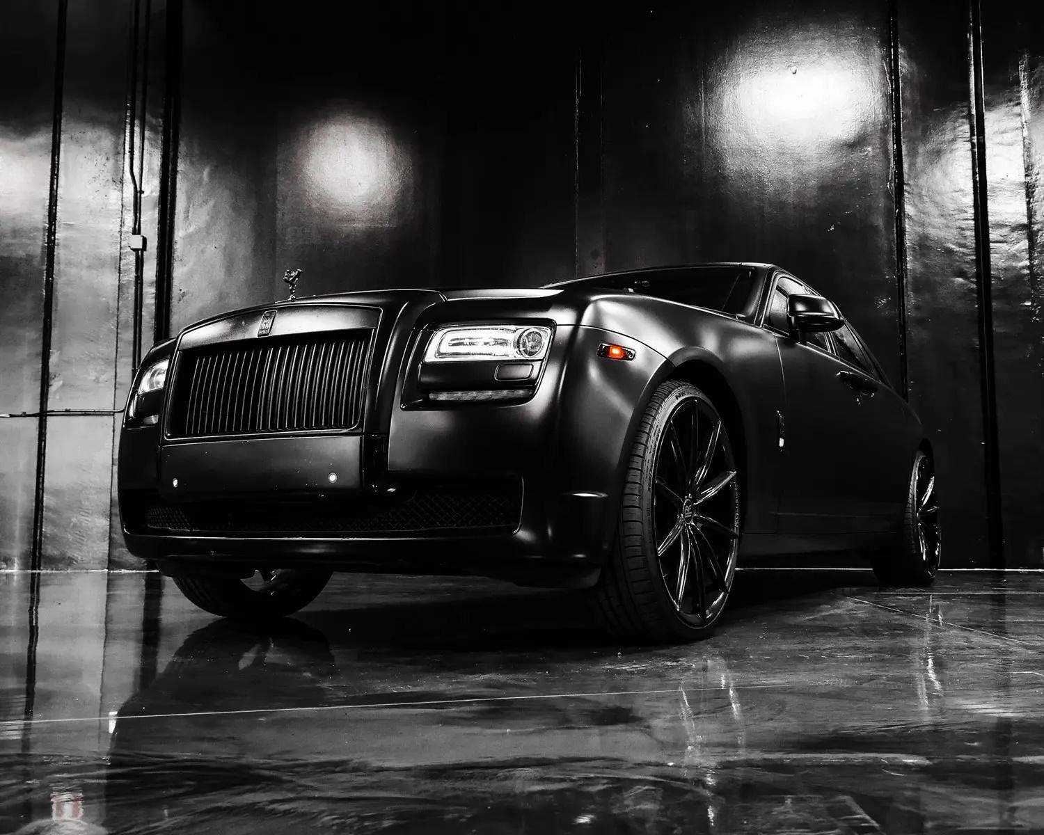 Black Bentley Exterior