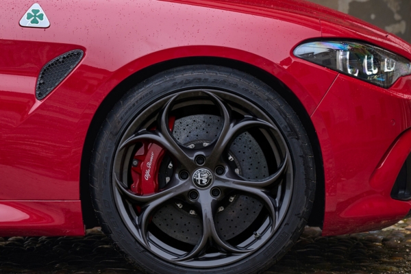 Giulia Quadrifoglio
