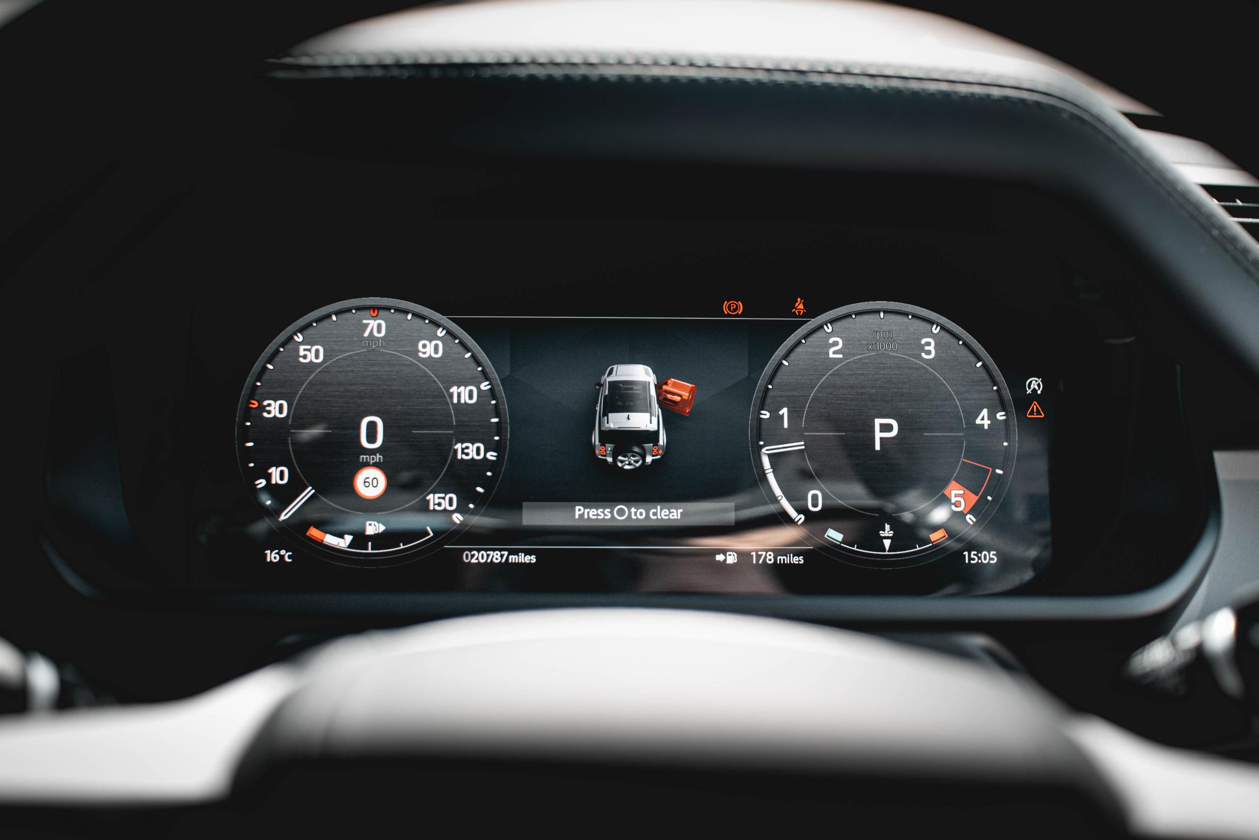 land rover defender 90 dashboard