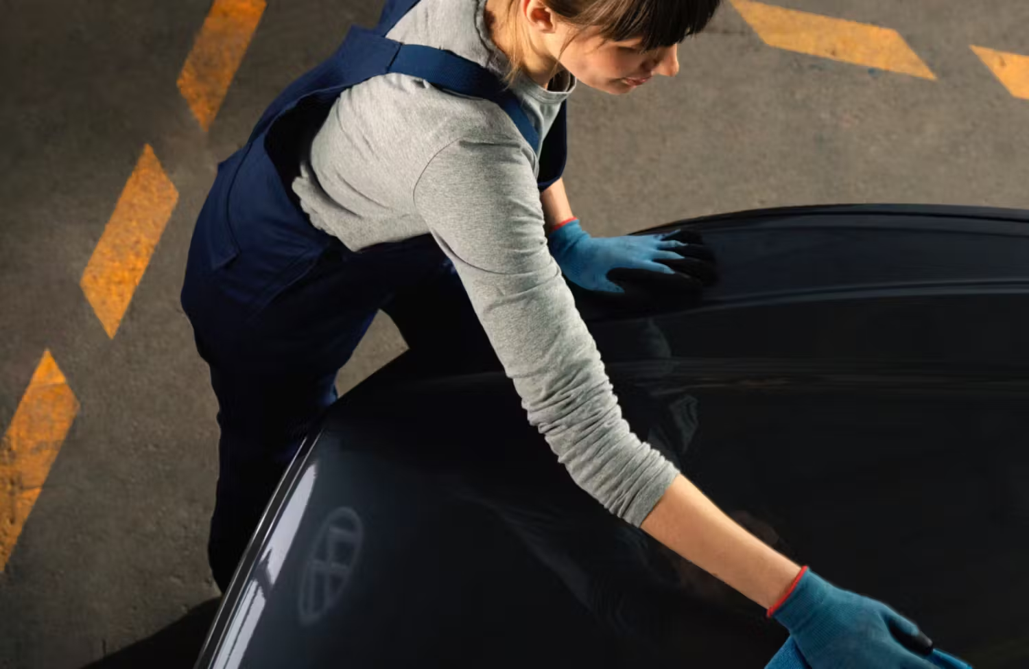 Volkswagen Mechanic Wiping Vehicle